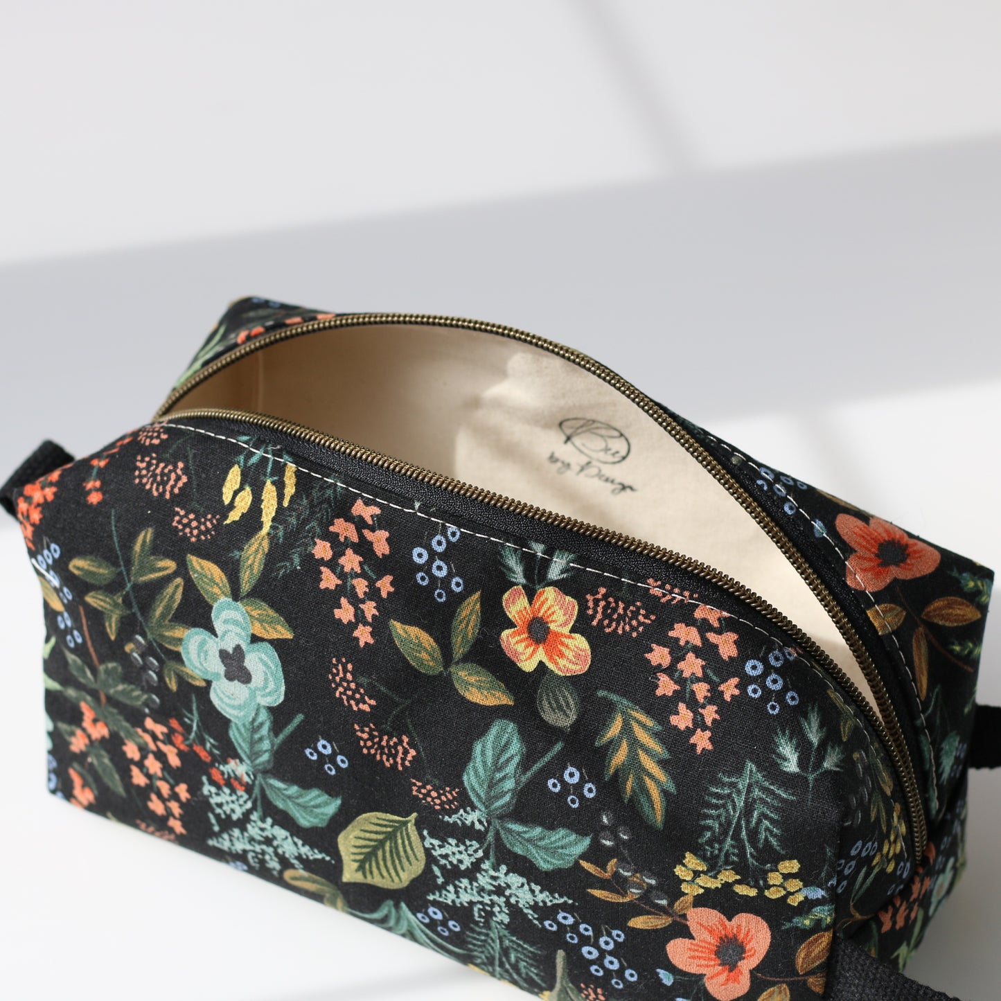 Herb Garden - Canvas Aven Pouch