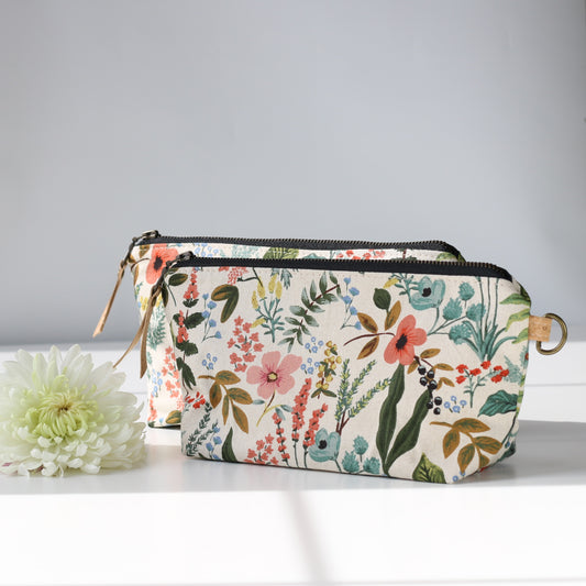 Herb Garden Natural - Canvas Travel Pouch