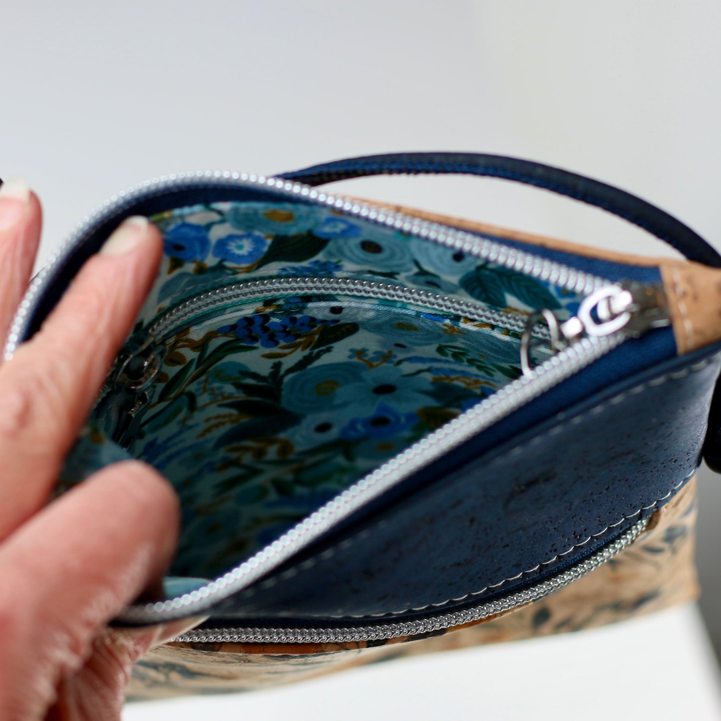 Prairie Blossom - Nomad Phone Bag