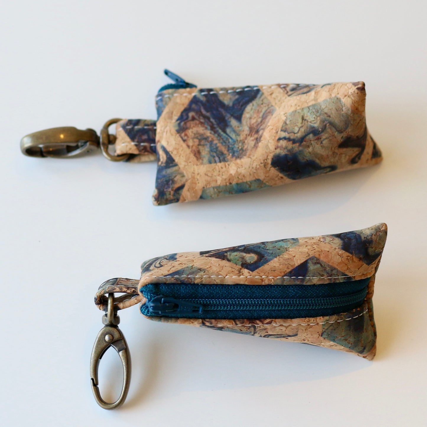 Aquas - Cork Lip Balm Pouch