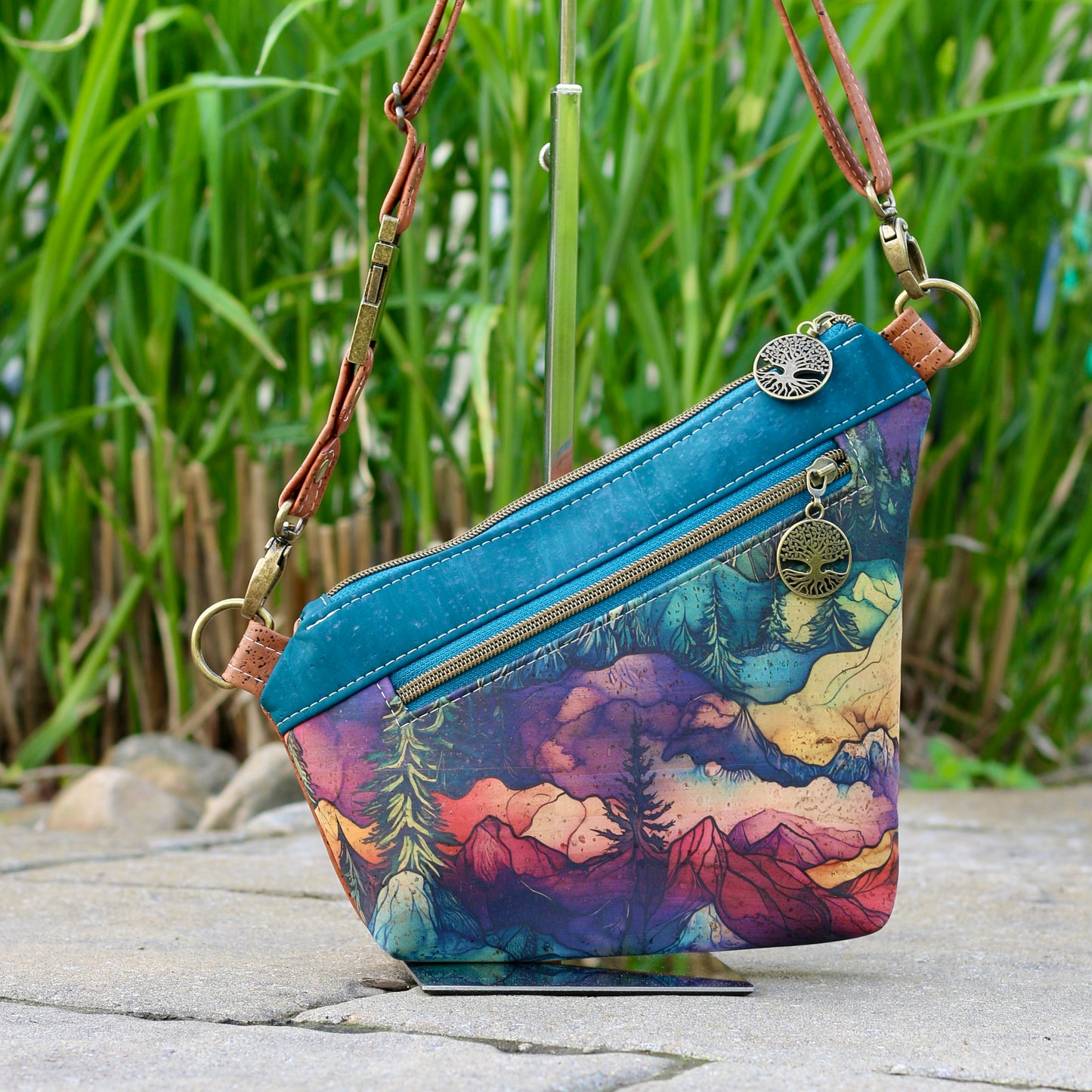 *NEW* Mountain - Traveller Belt Bag