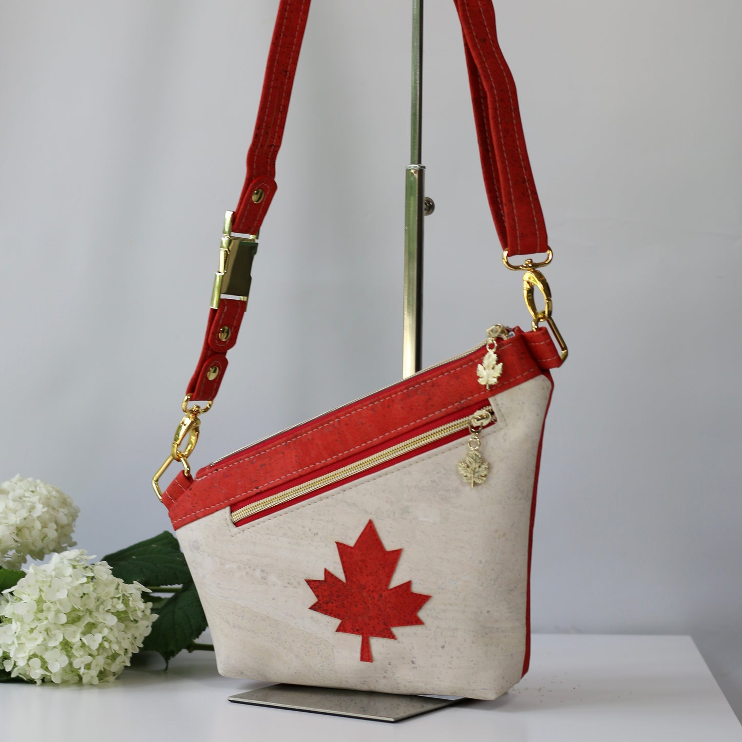 Oh Canada! - Traveller Belt Bag