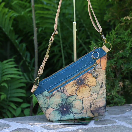 *NEW* Teal Blooms - Traveller Belt Bag