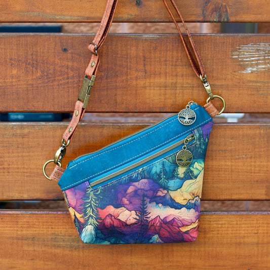 *NEW* Mountain - Traveller Belt Bag