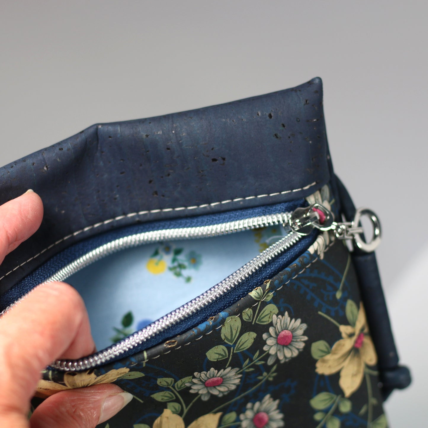 *NEW* Daisies in navy - Mini Crossbody Bag (larger size)