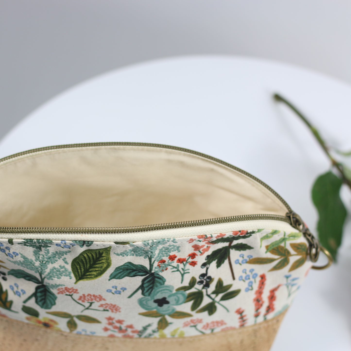 Herb Garden Natural - Luna Pouch Cork and Canvas